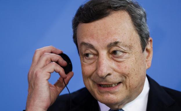 Draghi se postula para ocupar el hueco que deja Merkel en el liderazgo simbólico de la UE