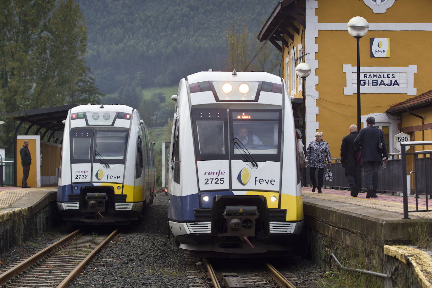 ADIF invertirá 85 millones en cinco años en la línea Santander-Bilbao