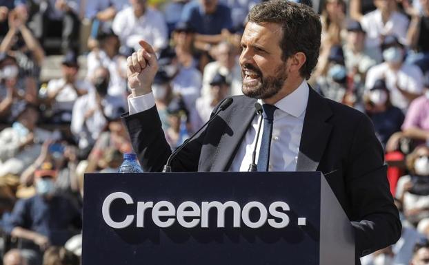 Casado acusa al Gobierno de estar «cruzado de brazos» con Puigdemont