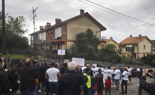 Meruelo sin Okupas solicita al alcalde que corte el suministro de agua en las viviendas ocupadas