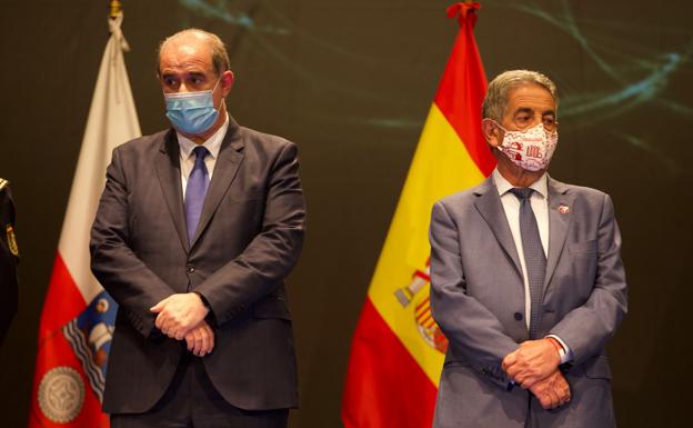 Un perro policía ataca al director general de la Policía Nacional