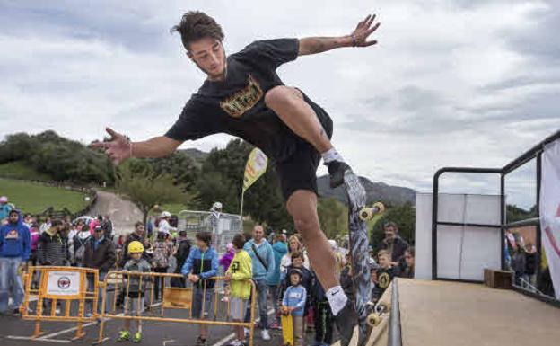 Cabárceno, epicentro de los deportes acuáticos y de deslizamiento durante este fin de semana