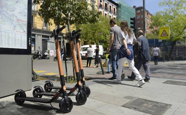 La DGT pone en el punto de mira a ciclistas y patinetes con multas de hasta 200 euros