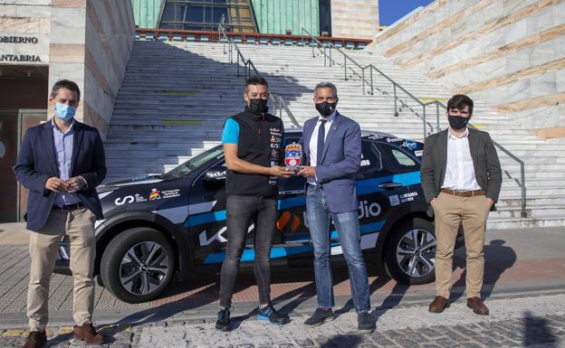 Eneko Conde, campeón del mundo de Energías Alternativas en coches eléctricos