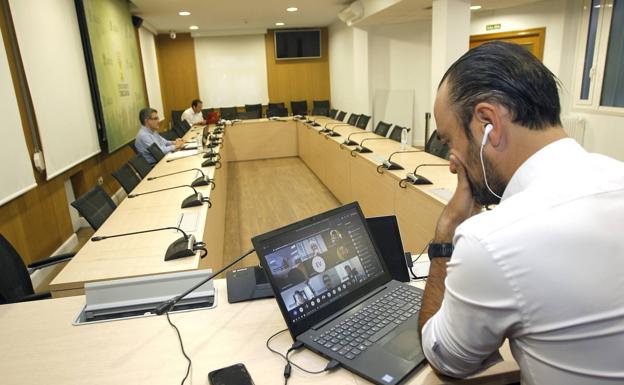 ACpT pide la nulidad del pleno de este jueves por no haberse previsto la asistencia de público