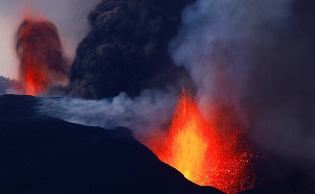 La lava de La Palma sepulta la casa del escultor cántabro Pereda de Castro