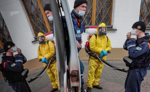 La semana festiva de Putin vacía Moscú pero aumenta las muertes