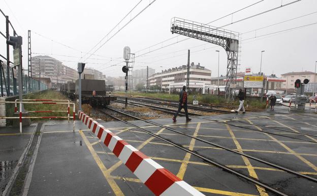 El PRC pacta con el PSOE las enmiendas a los PGE para incluir el soterramiento de las vías de Torrelavega y Camargo