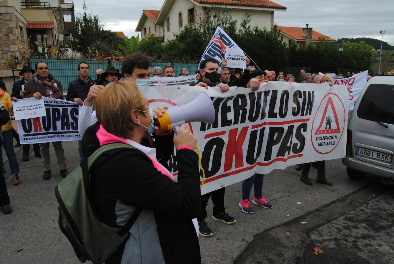 Meruelo vuelve a echarse a la calle para protestar contras los okupas