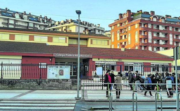 «El repunte de covid está en la sociedad y la escuela es un reflejo de la misma»