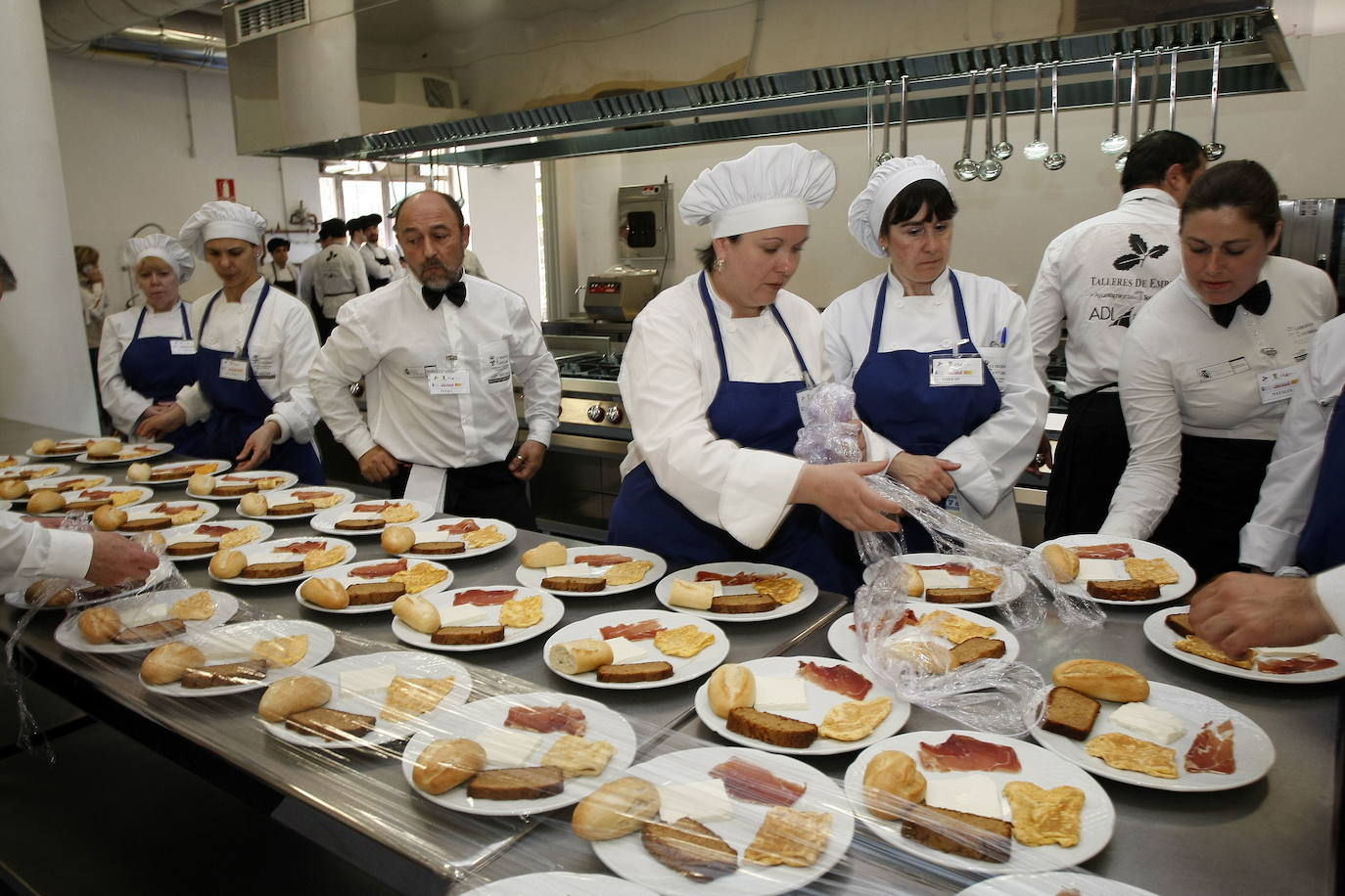 Un proyecto de Escuela Joven sobre restauración, hostelería y alojamiento para Torrelavega