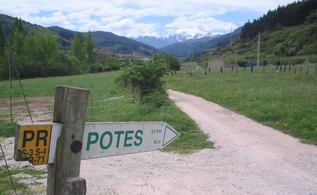 Touroperadores nacionales e internacionales exploran posibles rutas a caballo a Liébana