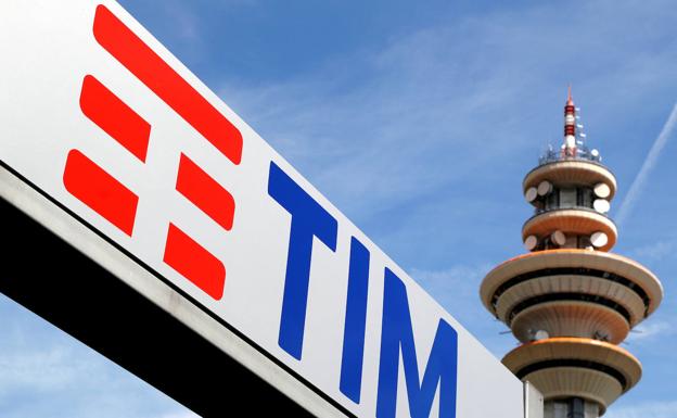 El fondo KKR lanza una oferta para comprar Telecom Italia