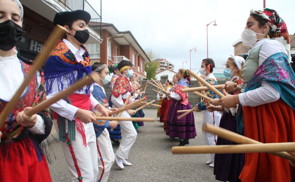 Danzas solidarias desde Solares hasta La Palma