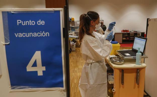 Empeoran todos los indicadores de la pandemia en Cantabria: 94 contagios y dos ingresos más en UCI