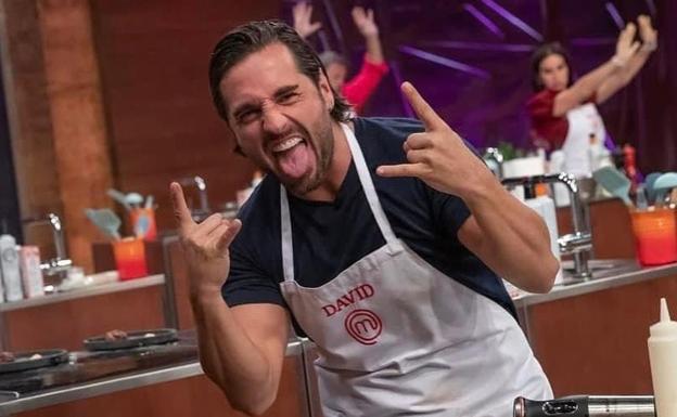 Bustamante, chaquetilla de bronce en 'MasterChef Celebrity 6'