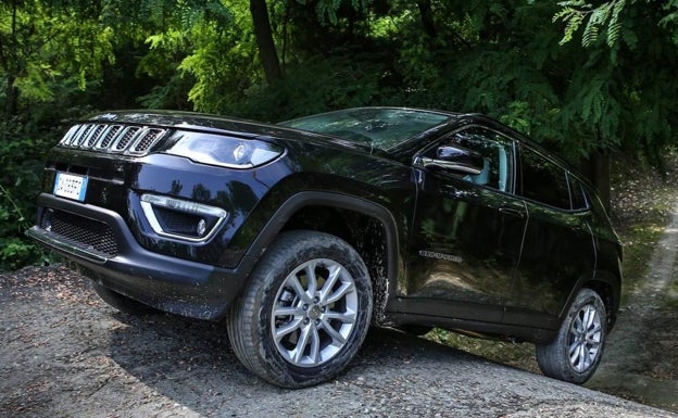 Compass 4xe: probamos el SUV híbrido enchufable de Jeep