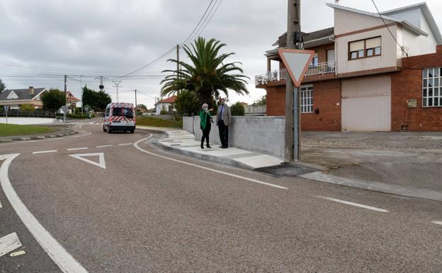 Polanco solicita la reubicación de las señales de tráfico en la rotonda de Mar para mejorar la seguridad vial