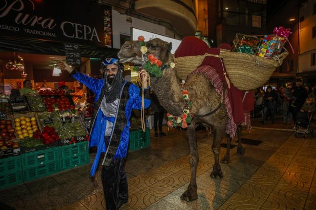 Camellos y renos pasearán por las calles para dar ambiente navideño a Torrelavega