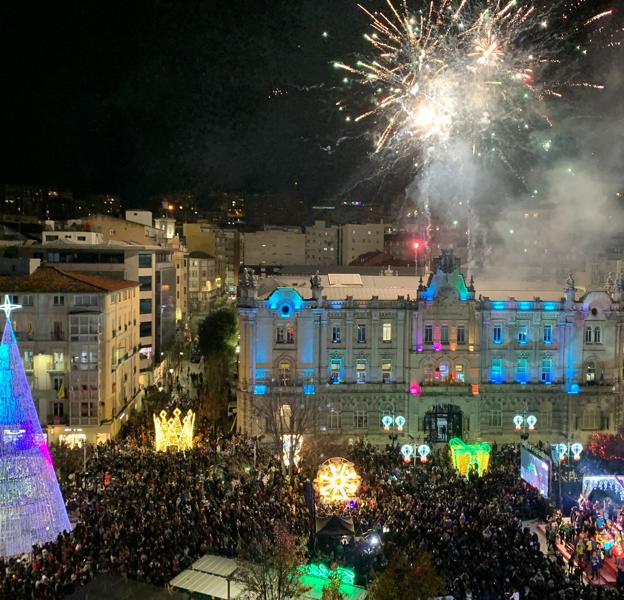 El encendido navideño de Santander recupera su ambiente