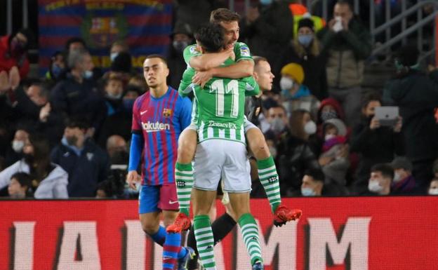 El Betis da el primer disgusto a Xavi