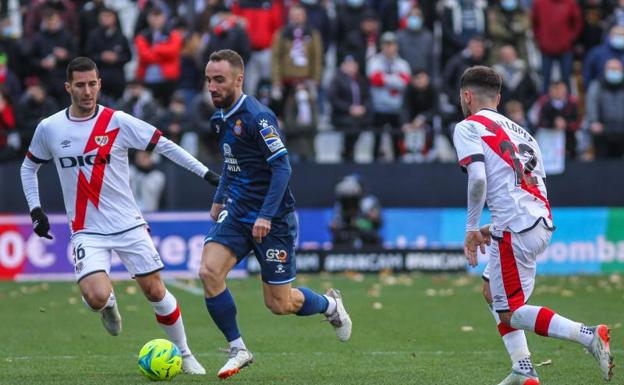 El Rayo sigue imparable en Vallecas