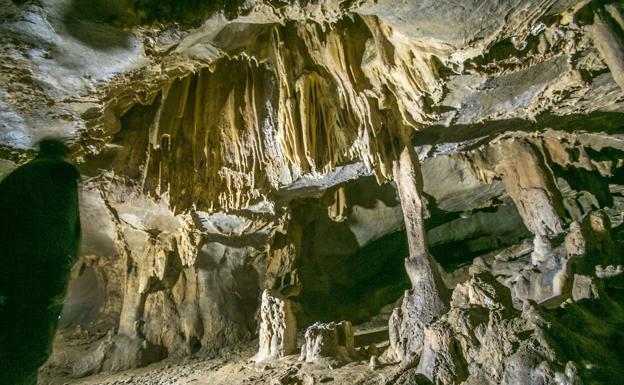 La cueva Hornos de la Peña tendrá su propio monumento