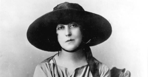 «Concha Espina no ganó el Nobel de Literatura porque en la RAE eran unos misóginos»