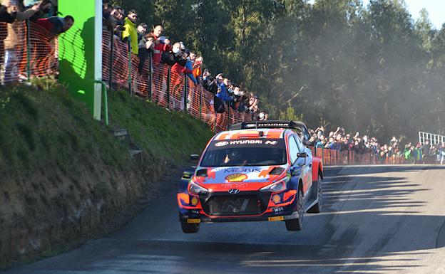 Óscar Palacio gana en la fiesta de Dani Sordo