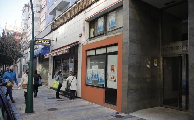 Precintado por orden judicial un piso de La Inmobiliaria en el que se organizaban fiestas