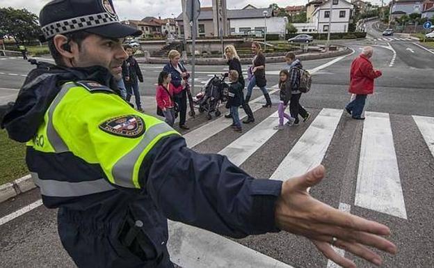 El anteproyecto de ley de Policía Local de Cantabria elimina la estatura mínima