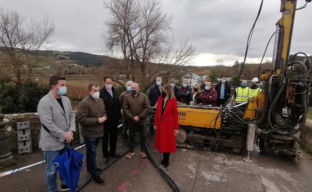 Comienza la reparación del puente viejo de Oruña, que supondrá unos 300.000 euros