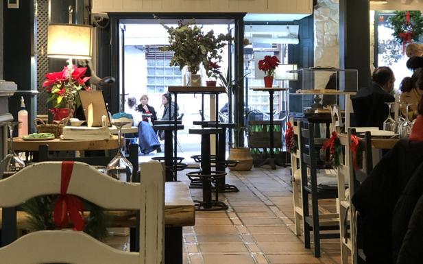 Menú de temporada y carta de mercado en La Taberna del Herrero