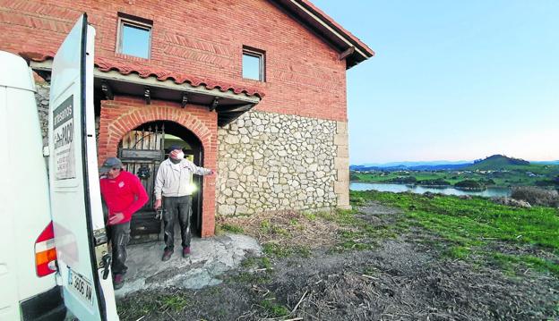 El edificio de los carabineros será la nueva sede cultural de Miengo