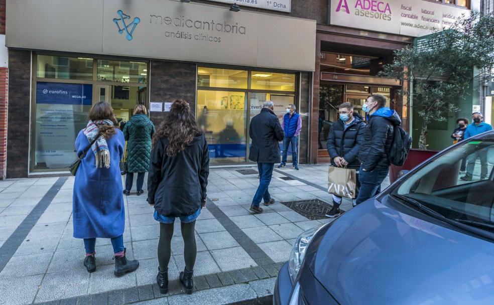 «¿Esperar para una PCR? Me quedo tranquila haciéndola ya»