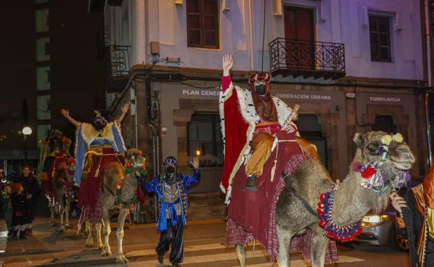 Salud Pública no autoriza la Cabalgata de Torrelavega por el bajo nivel de inmunización de los niños