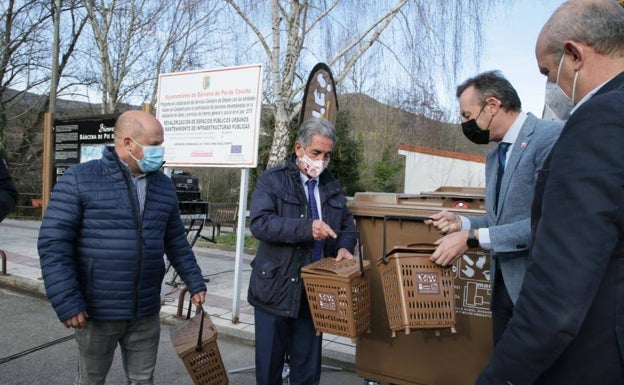 Bárcena de Pie de Concha estrena el programa de reciclaje de residuos orgánicos