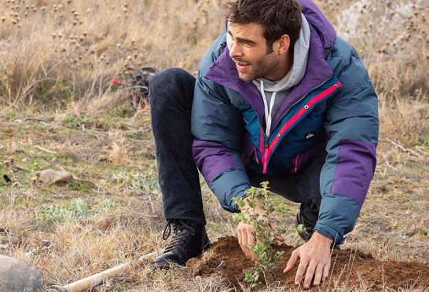 ¿El regalo más sostenible? Plantar un árbol en el bosque de Jon Kortajarena