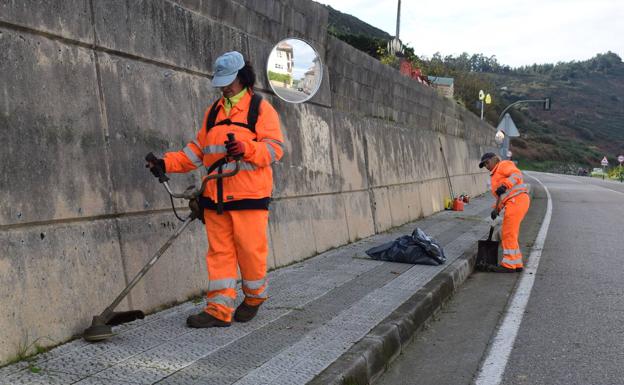 Piélagos contrata a 16 desempleados más para varias actuaciones municipales