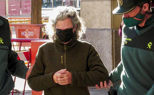 Libre con cargos la madre que secuestró a sus hijos para no vacunarlos