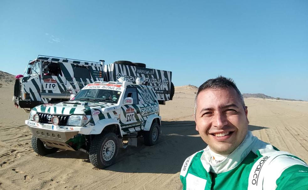 La intensa aventura de tres cántabros en el Dakar