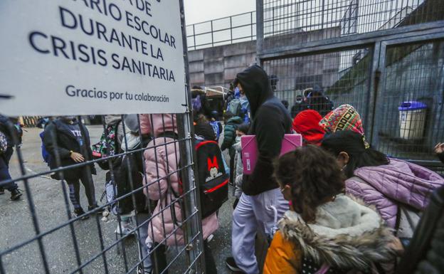 Los alumnos no vacunados harán toda la cuarentena aunque tengan PCR negativa