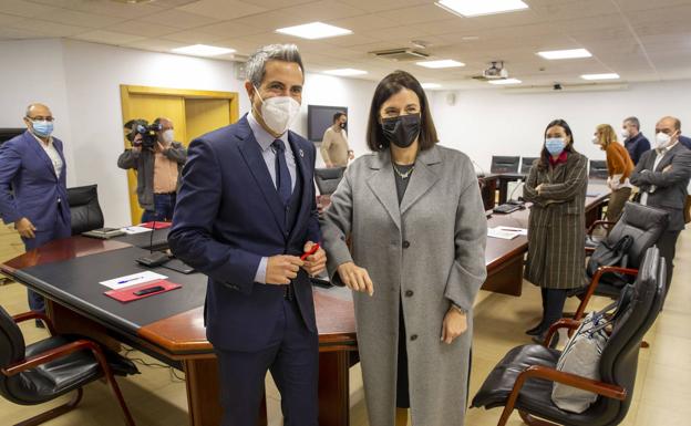 Zuloaga e Igual, en sintonía para avanzar en los proyectos culturales de Santander