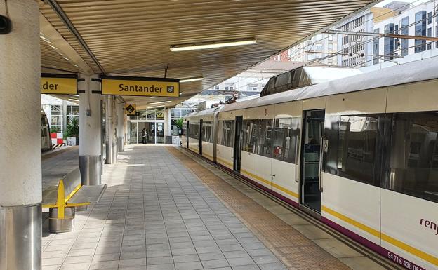 La avería de un convoy y el hielo en las vías provocan otro día de caos para los viajeros de trenes
