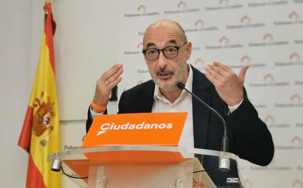 Álvarez alerta del incremento de suicidios en Cantabria y demanda un nuevo Plan de Apoyo a la Salud Mental