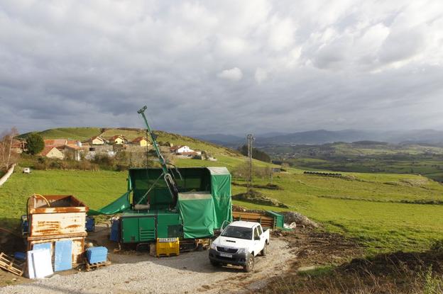 Cinco años a la espera del primer gramo de mineral de zinc en el Besaya