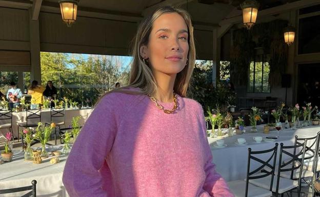 La 'influencer' María Pombo cumple un deseo al pasar por el quirófano