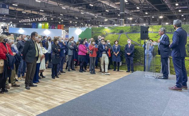 Camargo despliega en FITUR los atractivos de El Pendo, «una de las cuevas más relevantes del mundo»