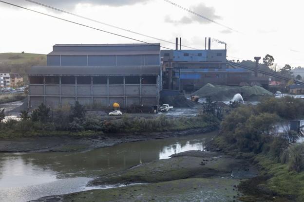 La industria teme un 2022 «aciago» por la luz mientras Francia blinda sus fábricas