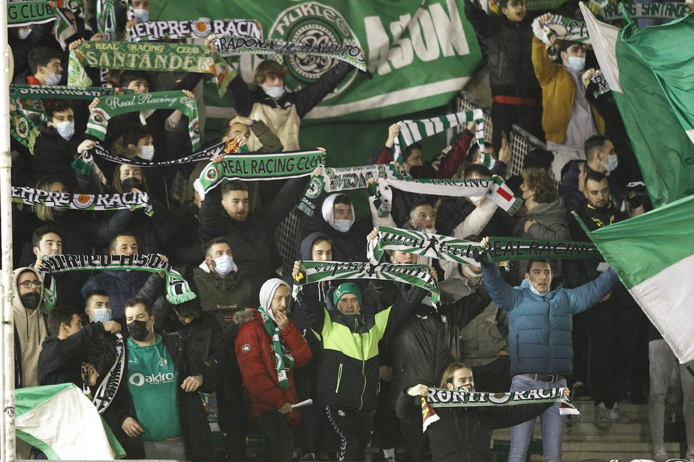 El Racing salvó tres importantes puntos frente al Ferrol